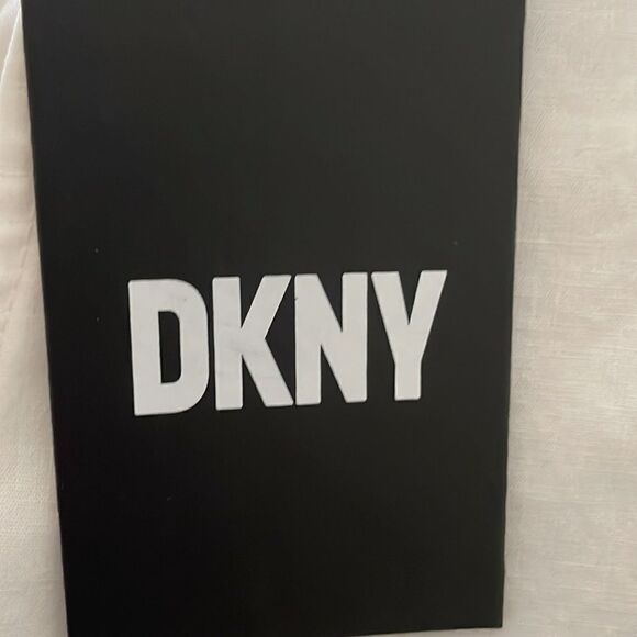 DKNY New Shawl Deep V Short Sleeve Tunic - Picture 7 of 7